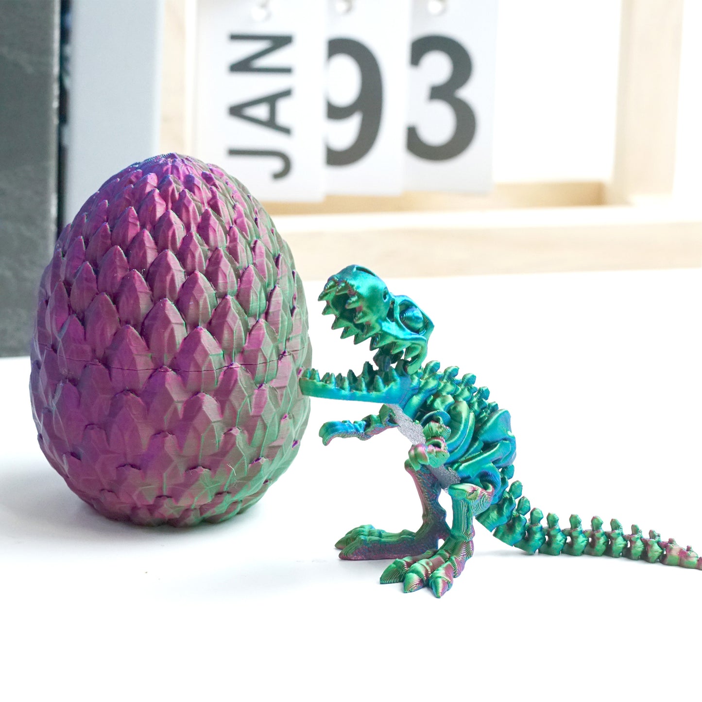 3D Printed Gemstone Tyrannosaurus egg Model,Flexible Animals Statue,Joint Mobility Festival Gifts,Home Office Decor,Interesting Toys for Autism/ADHD