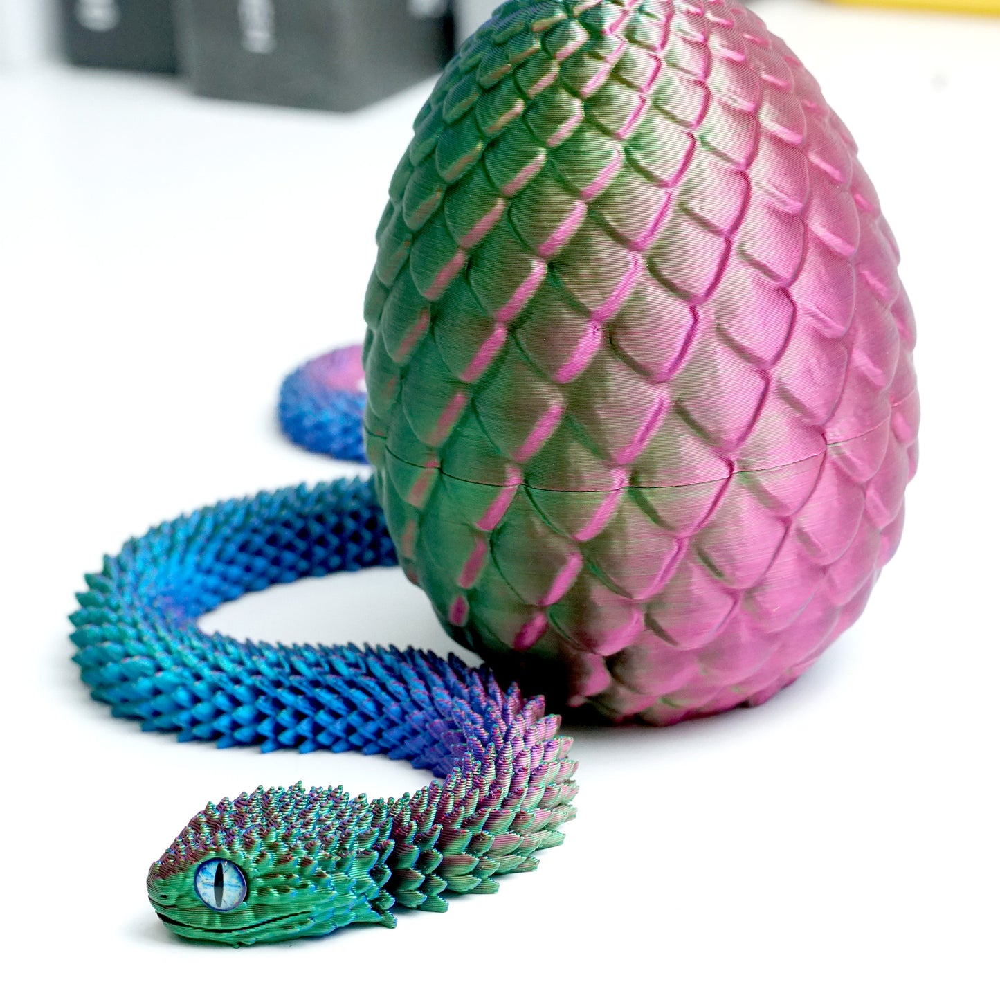 3D Printed Snake Egg Model,Flexible Animals Statue,Joint Mobility Festival Gifts,Home Office Decor,Interesting Toys for Autism/ADHD