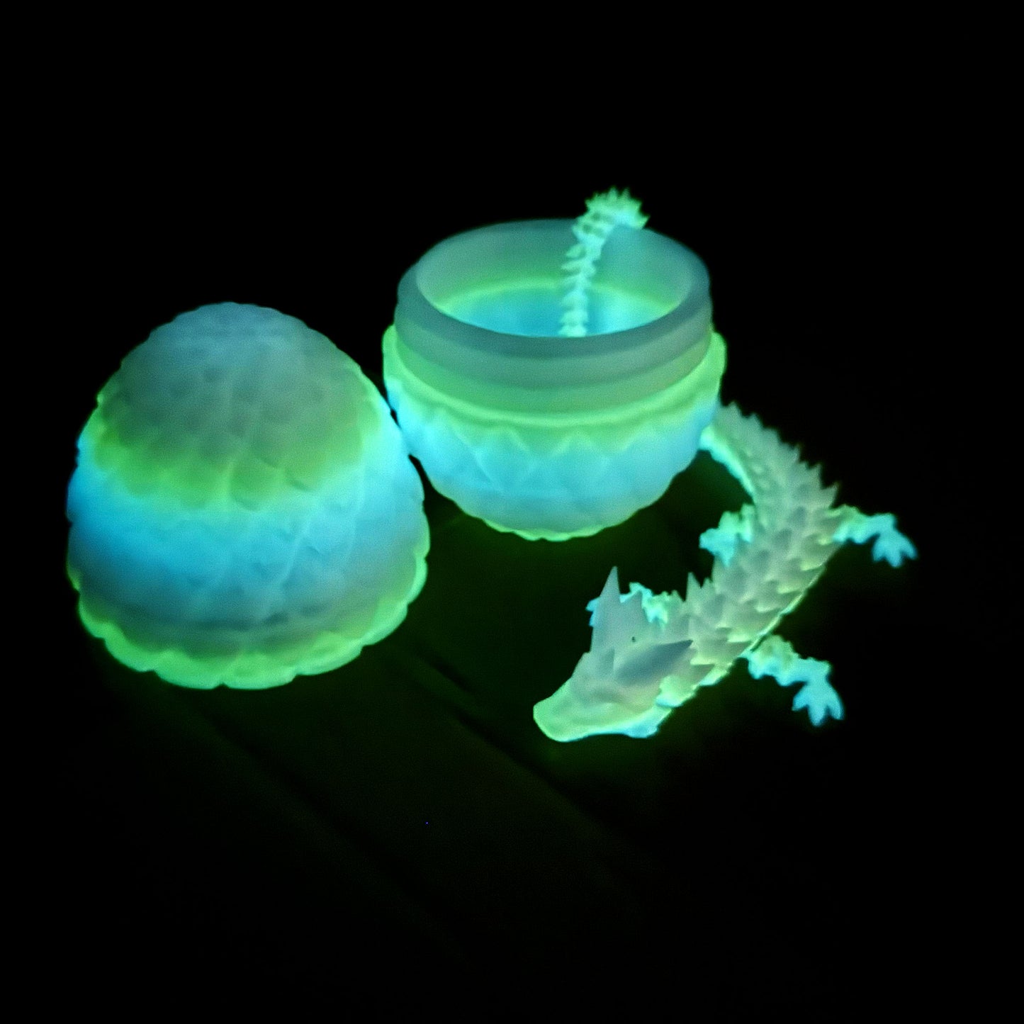 3D Printed Luminous Crystal Dragon Egg Model,Flexible Animals Statue,Joint Mobility Festival Gifts,Home Office Decor,Interesting Toys for Autism/ADHD ﻿